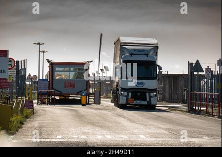 Road entrance to the port at Great Yarmouth Stock Photo