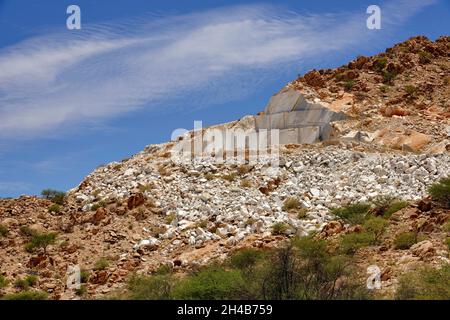 Marble quarry southwest of Karibib (at road D1952), Jonathan Palisandro Marble Mining, Karibib district, Erongo Region, Namibia Stock Photo