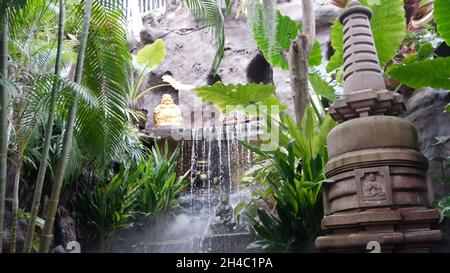 Wat Saket aka Temple of the Golden Mount, Pom Prap Sattru Phai, Bangkok,Thailand Stock Photo