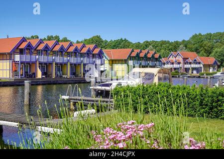 Ferienpark Rheinsberger Hafendorf, Rheinsberg, Landkreis Ostprignitz-Ruppin, Brandenburg, Deutschland Stock Photo