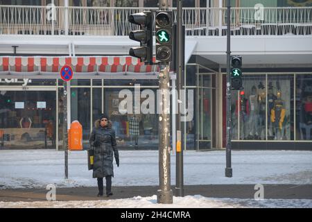 10.02.2021. Menschenleerer Kudamm Lockdown zu Corona-Zeiten, Charlottenburg, Berlin, Deutschland