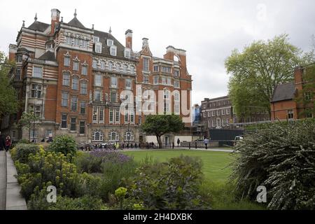 A view of The College Garden, Westminster, central London. Picture dated: Friday April 28, 2017. Photo credit should read: Isabel Infantes / EMPICS Entertainment. Stock Photo