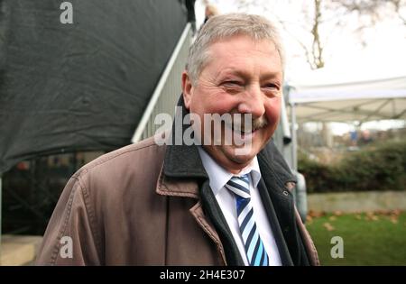 DUP's Brexit spokesman Sammy Wilson at College Green, London. Picture dated: Wednesday December 12, 2018 Stock Photo