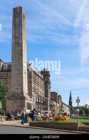 Harrogate Cenotaph, view in summer of the Cenotaph war memorial sited in Cambridge Crescent Gardens in the centre of Harrogate, North Yorkshire, UK Stock Photo