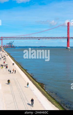 Ponte 25 de Abril, 25 April Bridge, former Salazar Bridge, over the Tagus River, Lisbon, Portugal Stock Photo