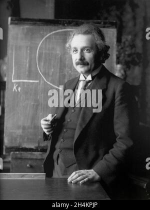 VIENNA, AUSTRIA - 1921 - Albert Einstein during a lecture in Vienna Austria - Photo: Geopix/Ferdinand Schmutzer Stock Photo