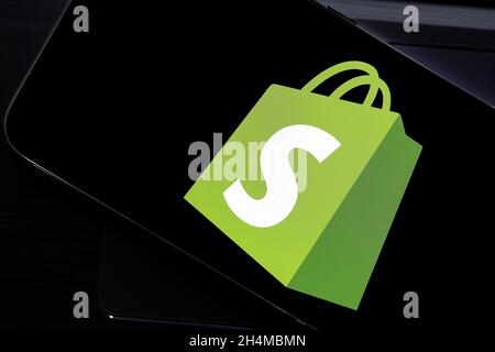 Shopify editorial. Illustrative photo for news about Shopify - a multinational e-commerce company Stock Photo