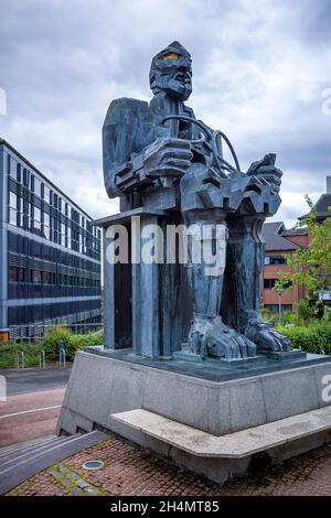 A bronze sculpture at The University of Birmingham by Sir Eduardo Paolozzi in honour of Michael Faraday and representing the control of power. Stock Photo