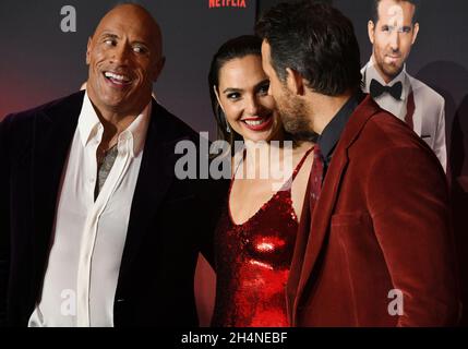 Red Notice' Premiere: Photos Of The Rock, Gal Gadot, & Ryan Reynolds –  Hollywood Life
