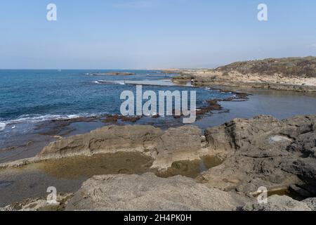 Tel Dor National Site An ancient port on Dor Beach Stock Photo