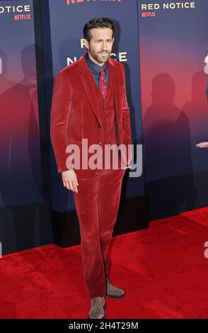 LOS ANGELES, CA - NOVEMBER 03: Ryan Reynolds attends the World Premiere Of Netflix's 'Red Notice' at L.A. LIVE on November 03, 2021 in Los Angeles, California. Stock Photo