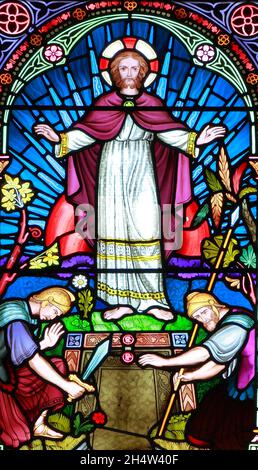 The Resurrection, Jesus is risen, Roman guards soldiers are afraid, Old Hunstanton, detail of stained glass window by Frederick Preedy, 1867, Norfolk Stock Photo