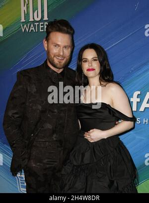 West Hollywood, USA. 04th Nov, 2021. WEST HOLLYWOOD, CALIFORNIA - NOVEMBER 04: -Bobby Berk, Emily Hampshire attend the amfAR Gala Los Angeles 2021 honoring TikTok and Jeremy Scott at Pacific Design Center on November 04, 2021 in West Hollywood, California. Photo: CraSH/imageSPACE/Sipa USA Credit: Sipa USA/Alamy Live News Stock Photo