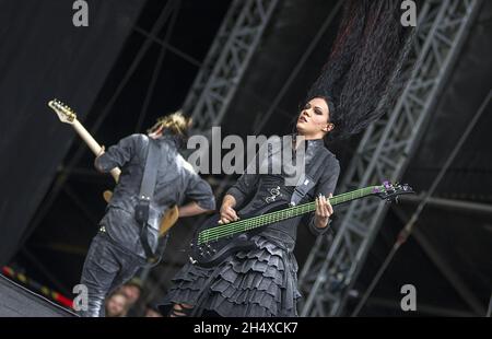 Chela Rhea Harper of Coal Chamber performing live at Download Festival in Donnington Park, Leicestershire. Stock Photo