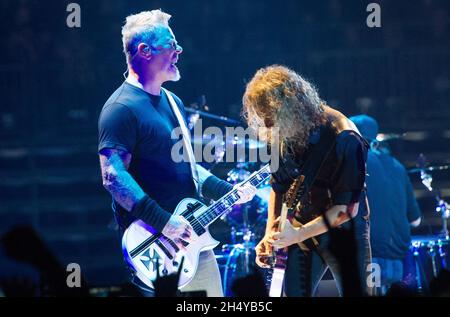 James Hetfield and Kirk Hammet of Metallica performing live on stage at Genting Arena in Birmingham, UK. Picture date: Monday 30 October, 2017. Photo credit: Katja Ogrin/ EMPICS Entertainment. Stock Photo