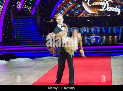 Jonnie Peacock and Oti Mabuse posing during photocall before the opening night of Strictly Come Dancing Tour 2018 at Arena Birmingham in Birmingham, UK. Picture date: Thursday 18 January, 2018. Photo credit: Katja Ogrin/ EMPICS Entertainment. Stock Photo