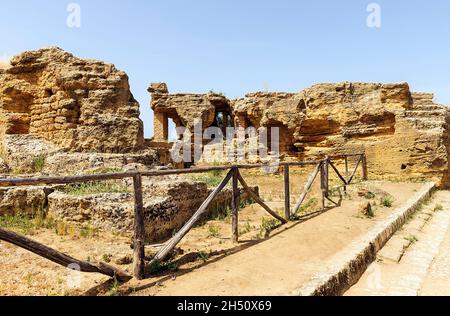 Natural Landscapes of Necropoli Paleocristiana in The Valley of Temples, Agrigento, Sicily, Italy Stock Photo