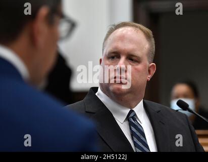 Kenosha, Wisconsin, USA. 5th Nov, 2021. Assistant District Attorney, center, gets ready to question a witness during Kyle Rittenhouse's trial at the Kenosha County Courthouse in Kenosha, Wis., on Friday, Nov. 5, 2021. (Credit Image: © Sean Krajacic/The Kenosha News-POOL via ZUMA Press Wire) Credit: ZUMA Press, Inc./Alamy Live News Stock Photo