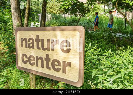 Indiana Chesterton,Indiana Dunes State Park,Nature Center centre sign Stock Photo