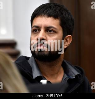 Kenosha, Wisconsin, USA. 5th Nov, 2021. Sahil Khindri, whose family owns Car Source, testifies in the Kyle Rittenhouse trial at the Kenosha County Courthouse in Kenosha, Wis., on Friday, Nov. 5, 2021. (Credit Image: © Sean Krajacic/The Kenosha News-POOL via ZUMA Press Wire) Credit: ZUMA Press, Inc./Alamy Live News Stock Photo