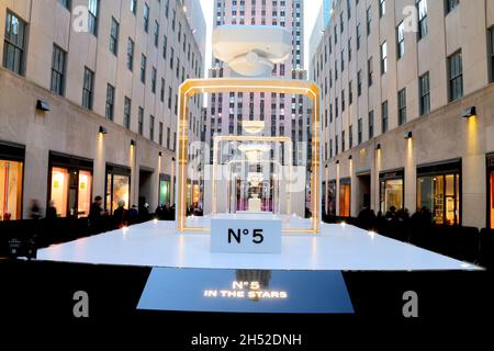 New York, USA. 05th Nov, 2021. Chanel celebrates iconic fragrance numero 5 100th anniversary at The Rockefeller Center in New York on November 5, 2021. Photo by Charles Guerin/ABACAPRESS.COM Credit: Abaca Press/Alamy Live News Stock Photo