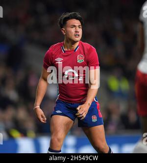 06 November 2021 - England v Tonga - Autumn International - Twickenham Stadium  England's Marcus Smith during the match at Twickenham . Picture Credit : © Mark Pain / Alamy Live News Stock Photo