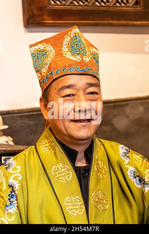 The 14th century Dangjia Village in Shaanxi Province performs a re-enactment of a Chinese marriage Stock Photo