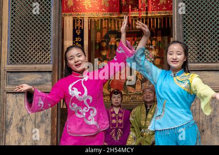 The 14th century Dangjia Village in Shaanxi Province performs a re-enactment of a Chinese marriage Stock Photo