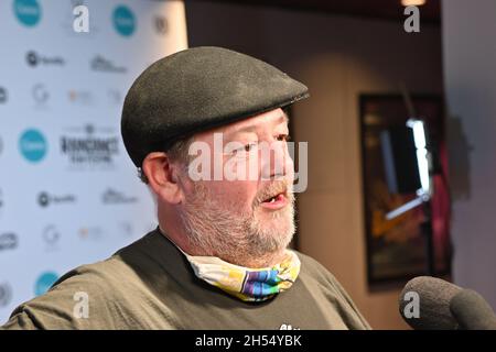 Johnny Vegas attended Drowning of Arthur Braxton - World Premiere at Curzon Soho, 2021-11-06, London, UK. Credit: Picture Capital/Alamy Live News Stock Photo