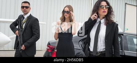 Celebrity bodyguard and VIP person security close protection services