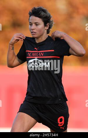 Valentina Giacinti of AC Milan celebrates after scoring the his goal