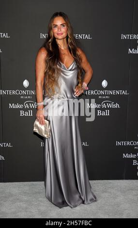 Miami, United States Of America. 06th Nov, 2021. MIAMI, FL- NOV 6: Actress Gabrielle Anwar is seen at the silver carpet during the 26th Annual InterContinental Make-A-Wish Ball in on November 6, 2021 in Miami, Florida. (Photo by Alberto E. Tamargo/Sipa USA) Credit: Sipa USA/Alamy Live News Stock Photo