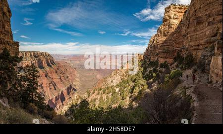 Scenic view on the Grand Canyon from South Kaibab Trail, Arizona, USA Stock Photo