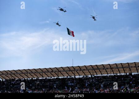 Mexico City, Mexico. 07th Nov, 2021. Circuit atmosphere. Mexican Grand Prix, Sunday 7th November 2021. Mexico City, Mexico. Credit: James Moy/Alamy Live News Stock Photo