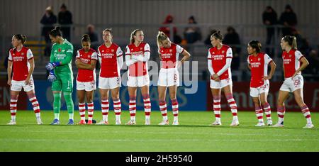 Borehamwood, UK. 07th Nov, 2021. BOREHAMWOOD, ENGLAND - NOVEMBER 07 : L-R Noelle Maritz of Arsenal, Manuela Zinsberger of Arsenal, Nikka Parris of Arsenal, Lotte Wubben-Moy of Arsenal Frida Maanum of Arsenal Leah Williamson of Arsenal Caitlin Foord of Arsenal Mana Iwabuchi of Arsenal and Katie McCabe of Arsenal during Barclays FA Women's Super League between Arsenal Women and West Ham United Women at Meadow Park, Borehamwood, UK on 07th November 2021 Credit: Action Foto Sport/Alamy Live News Stock Photo