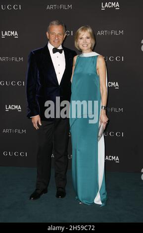 LOS ANGELES, CALIFORNIA - NOVEMBER 06: Bob Iger, Willow Bay attend the 10th Annual LACMA ART FILM GALA presented by Gucci at Los Angeles County Museum of Art on November 06, 2021 in Los Angeles, California. Photo: CraSH/imageSPACE/MediaPunch Stock Photo