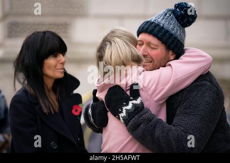 Victoria Coren Mitchell and Claudia Winkleman arrive to meet Richard Ratcliffe, the husband of Iranian detainee Nazanin Zaghari-Ratcliffe, outside the Foreign Office in London, during his continued hunger strike following his wife losing her latest appeal in Iran. Picture date: Monday November 8, 2021. Stock Photo