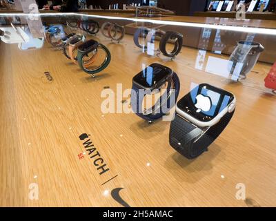 lose-up of new wearable computer Apple Watch Series 7 SE smartwatch Stock Photo