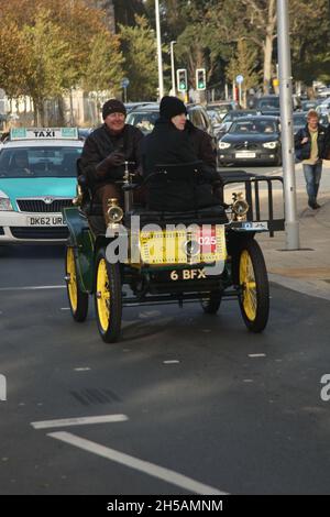 Sussex UK 7th November 2021. This De Dion Bouton is 121 years old and completed the Veteran Run. The London to Brighton Veteran Car Run 2021 returns to the roads between the capital and the coast after a COVID break in 2020. This is the events 125th anniversary.. Roland Ravenhill/Alamy Stock Photo