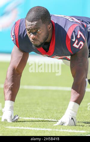 Houston Texans linebacker Kevin Pierre-Louis (57) defends during