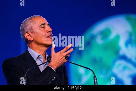 Glasgow, Scotland, UK. 8th November 2021. Former US president Barack Obama makes speech to delegates at the UN Climate change conference COP26 in Glasgow today.   Iain Masterton/Alamy Live News. Stock Photo