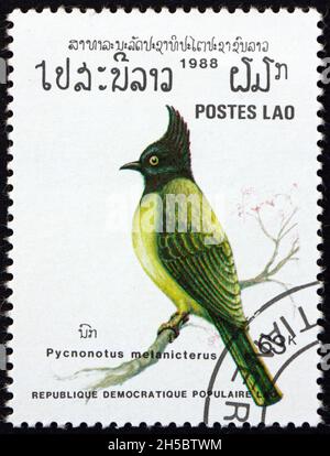 SRI LANKA - CIRCA 1988: A stamp printed in the Republic of Sri Lanka ...