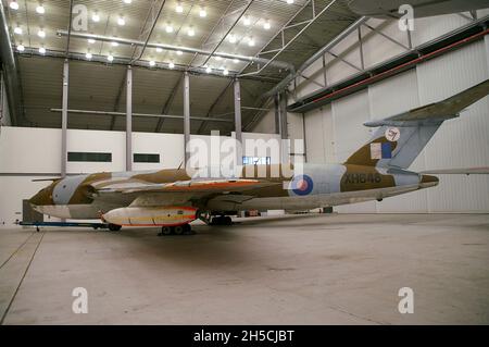 Restoration Of A Handley Page Victor 'V-Bomber' At The Imperial War ...