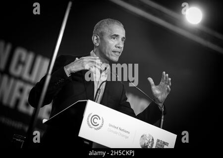 Glasgow, Scotland, UK. Barack Obama, former President of the United States of America, speaks at the 26th United Nations Climate Change Conference, known as COP26, in Glasgow, Scotland, UK, on 8 November 2021. Photo:Jeremy Sutton-Hibbert/Alamy Live News. Stock Photo