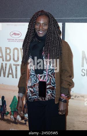 Mata Gabin attending the Marcher Sur L'Eau Premiere at the MK2 Odeon