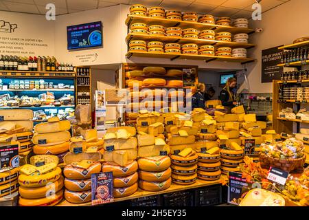 Specialty store for Dutch cheese in Zutphen, Netherlands
