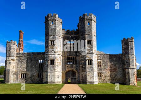 England, Hampshire, Portsmouth, Fareham, The Ruins of Titchfield Abbey aka Place House Stock Photo