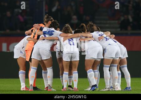 Paris, France. 10th Nov, 2021. Team of Real Madrid before the group stage of the UEFA Women's Champions League Group B Day 3 between Paris Saint Germain and Real Madrid at Parc des Princes Stadium - Paris France.PSG won 4:0 (Credit Image: © Pierre Stevenin/ZUMA Press Wire) Stock Photo