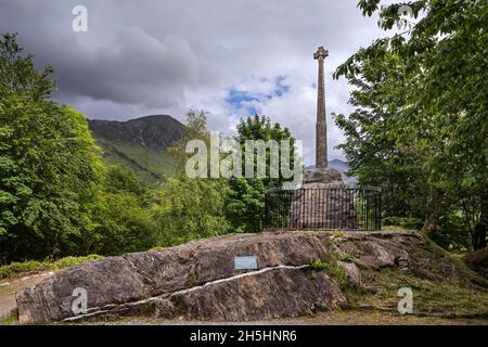 Monument commemorating the Massacre of the Clan MacDonald of Glencoe in ...