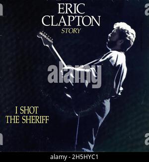 Vintage single record cover - Clapton, Eric - Story - I Shot The Sheriff - F - 1990 Stock Photo